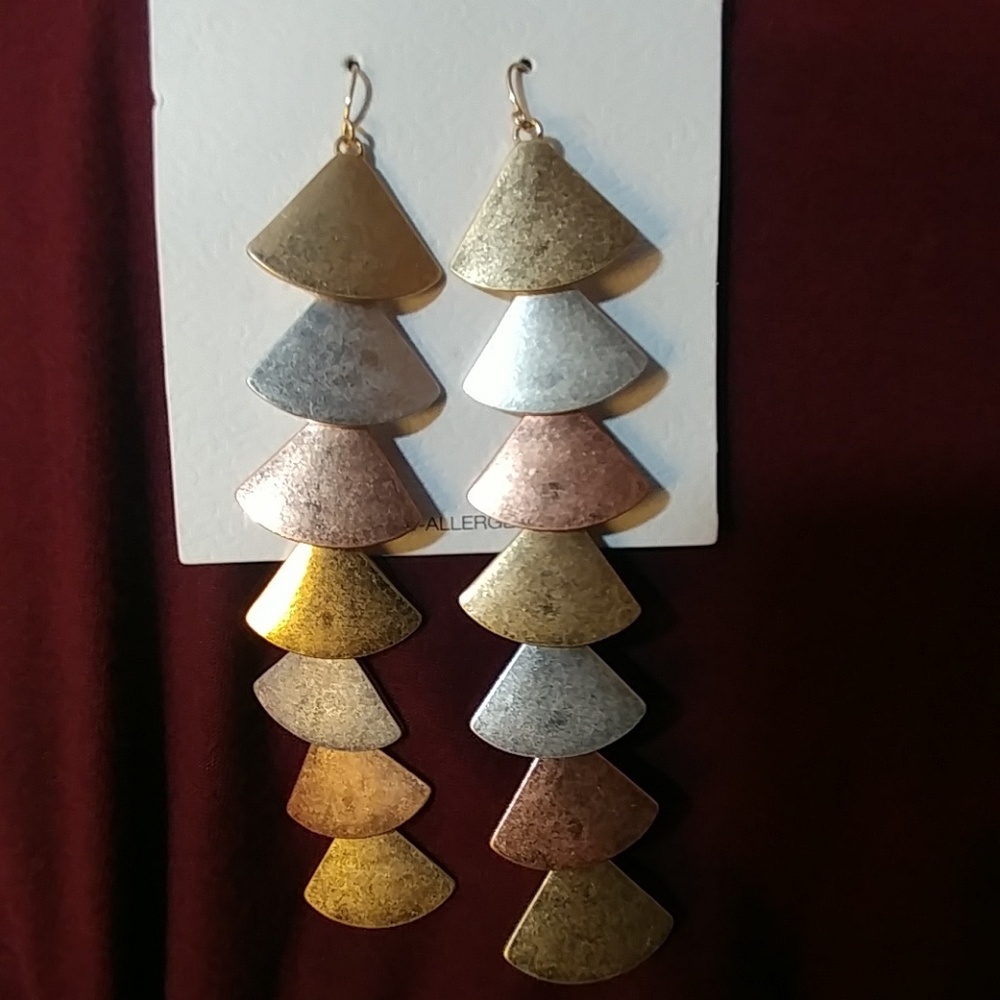 Tri-color dangling Pierced Earrings - Picture 2 of 3